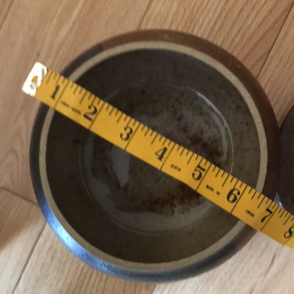 Pottery container - Picture 10 of 10